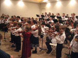 Photograph of Strings in the Schools, Dec. 2010 program